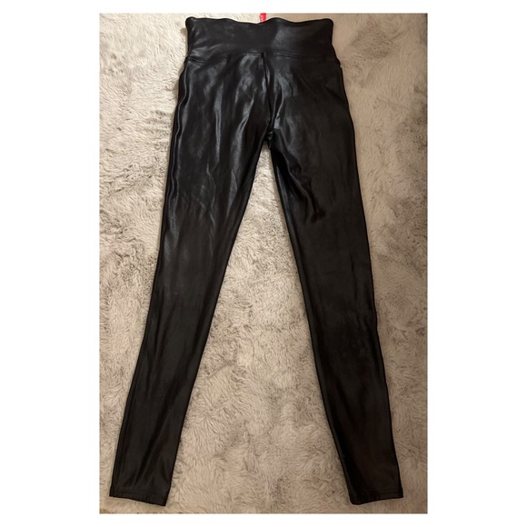 SPANX Faux Leather Leggings leggings size medium. - Picture 2 of 4